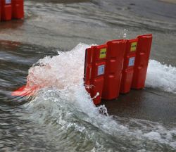 PHÖNIX flood barrier